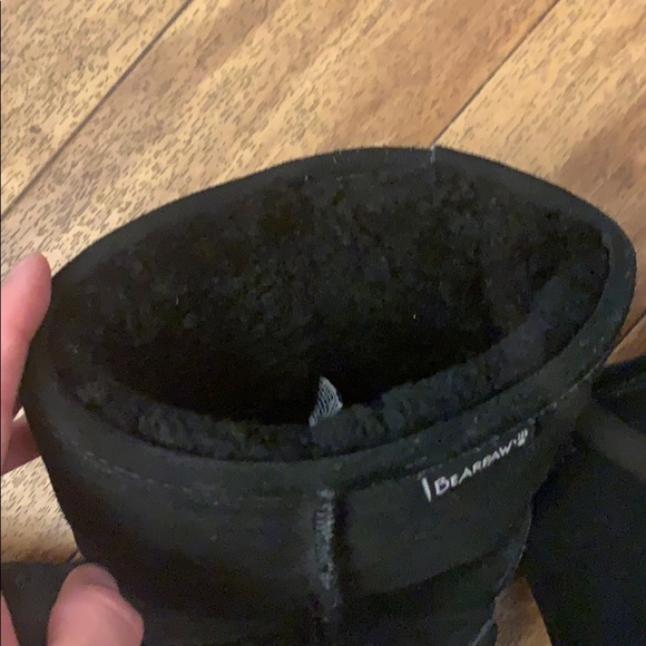 BearPaw size 7 black boots with inner fur - Picture 3 of 4